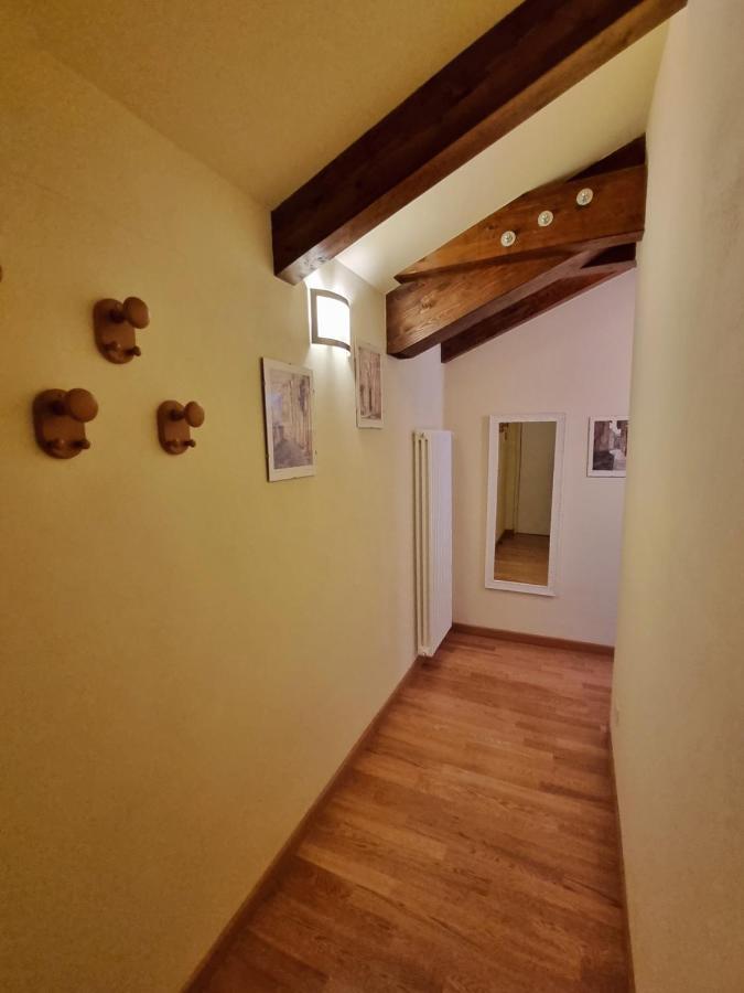 Saluzzo Historic Center Apartment Exterior foto