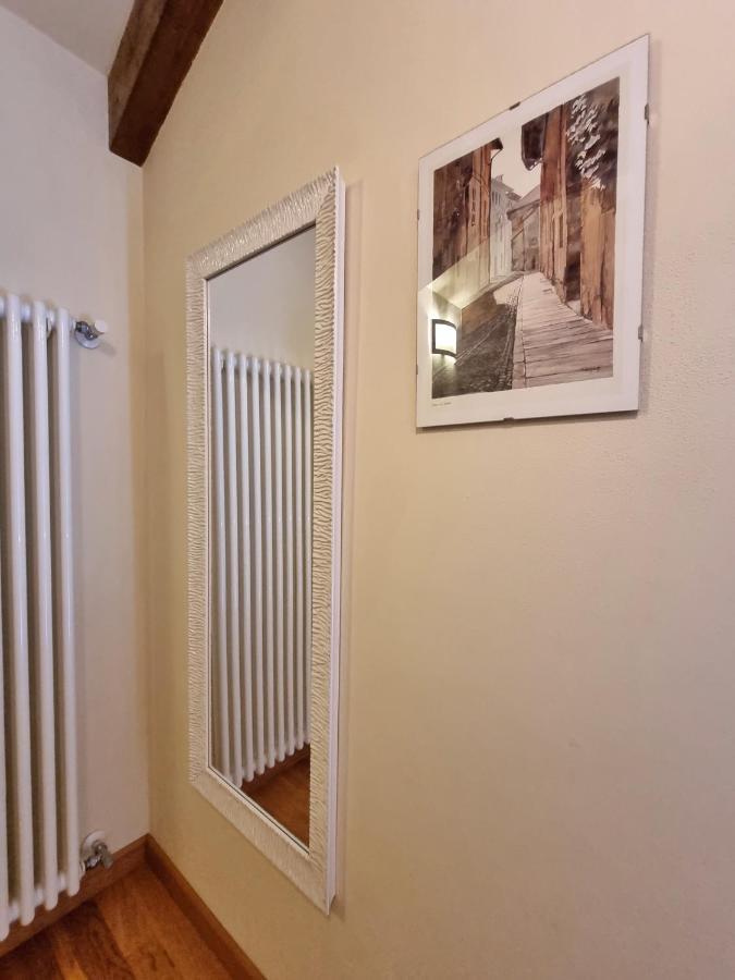 Saluzzo Historic Center Apartment Exterior foto